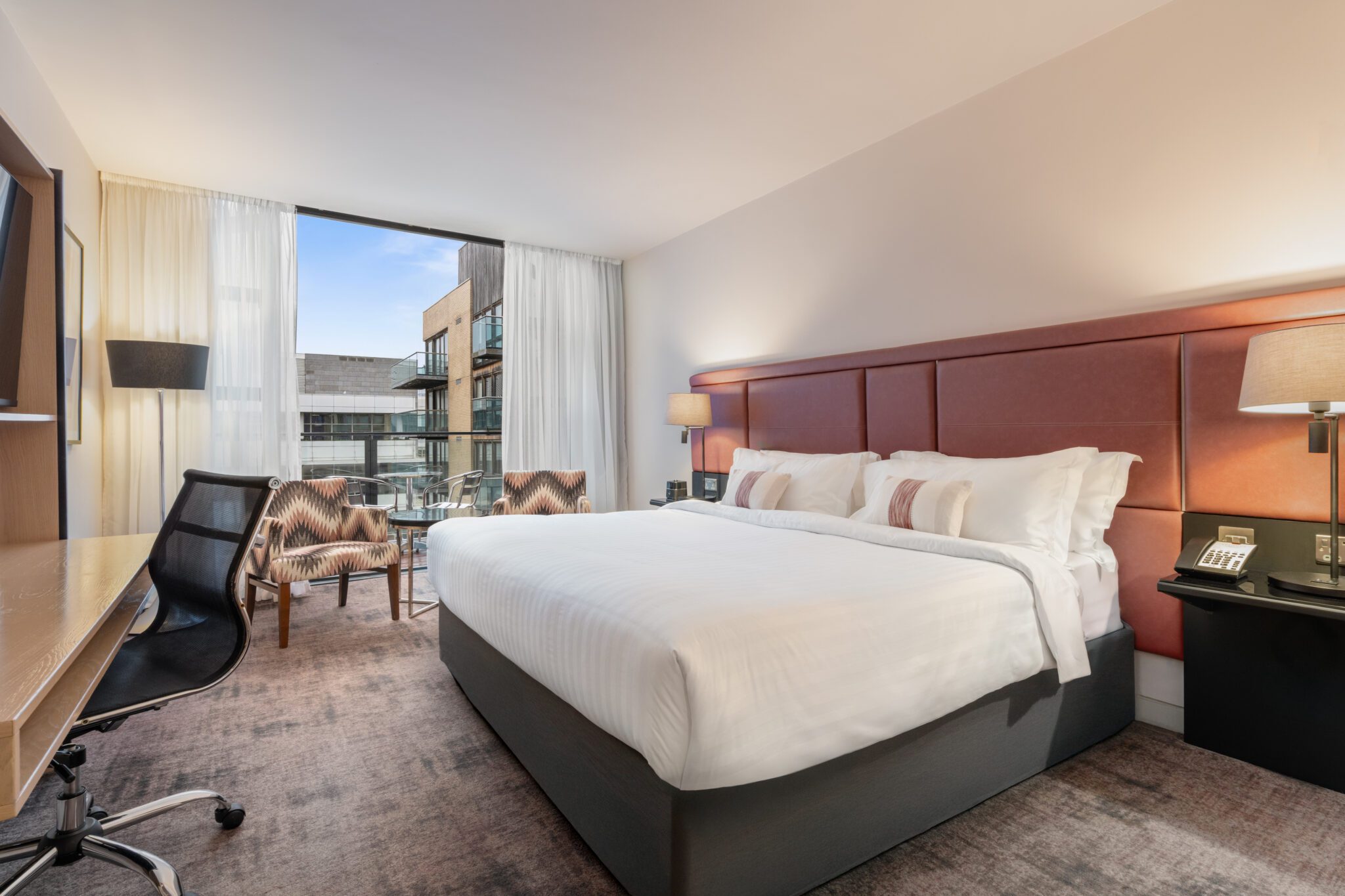 Deluxe-King-Balcony-519-scaled