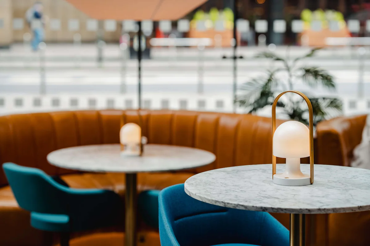 16256-116495-f80116583_4K