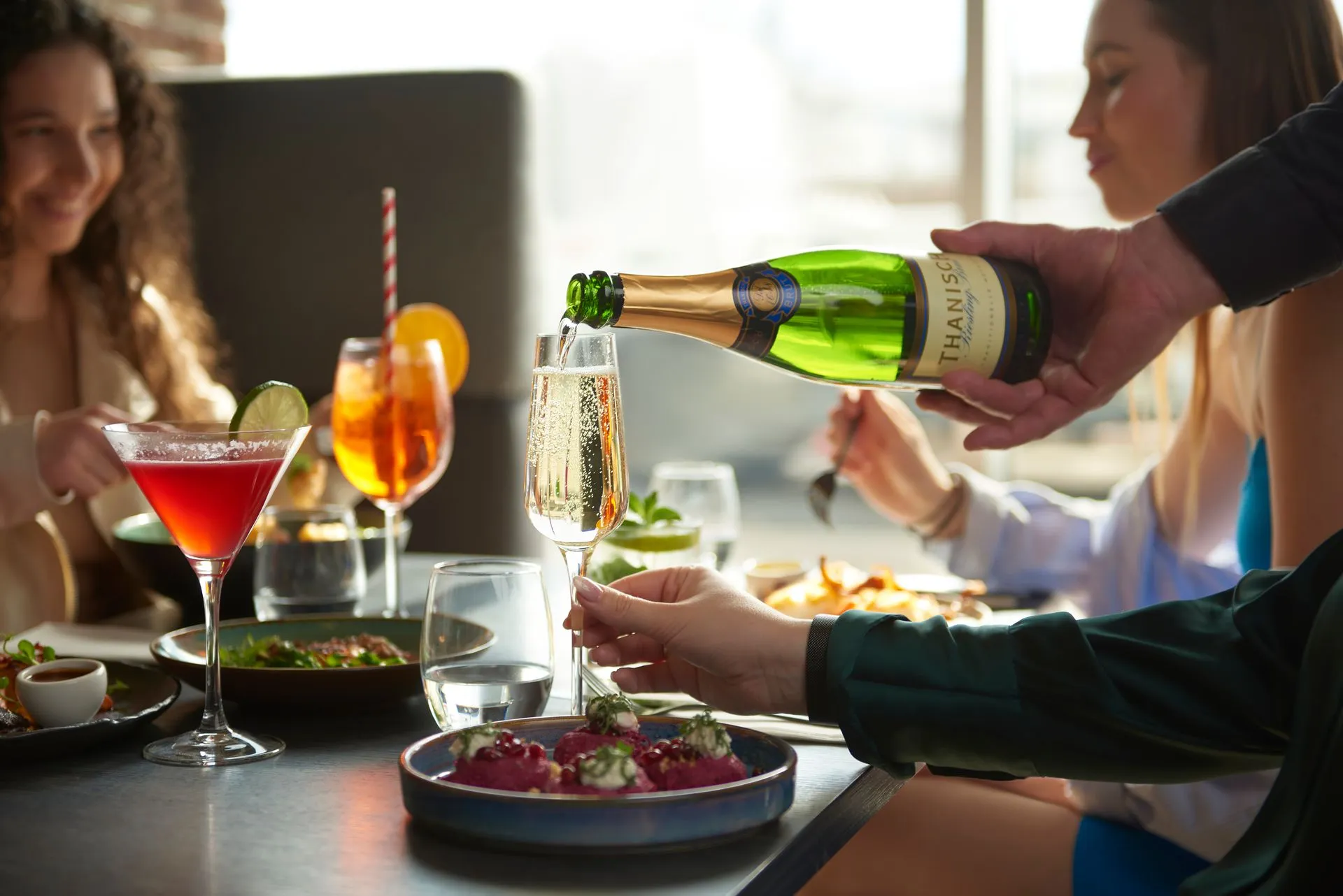 Hekla+Restaurant-1920w