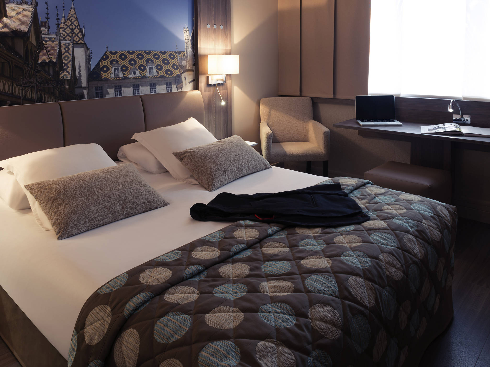 http://www.accorhotels.com/1217