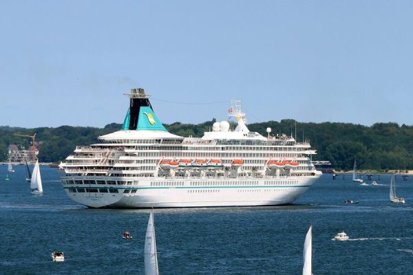 877FB1E4-0B47-828C-F032DD60E3B65CF4